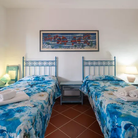 Baia Caddinas Fronte Mare Apartament