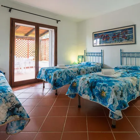 Apartament Baia Caddinas Fronte Mare *