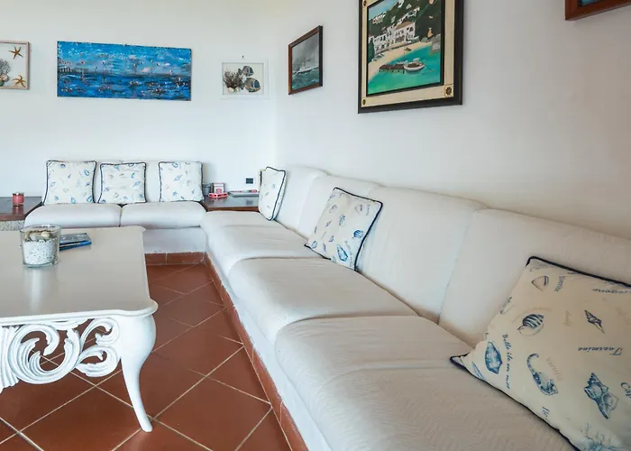 Baia Caddinas Fronte Mare Apartmán *