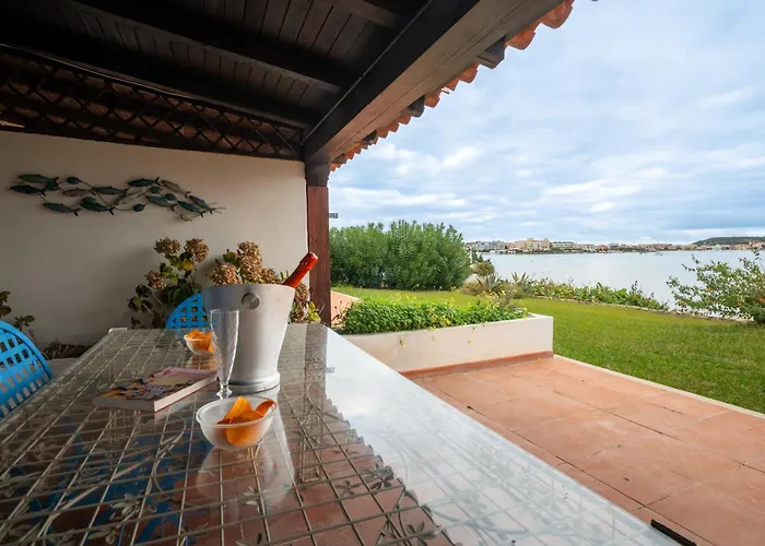 Baia Caddinas Fronte Mare *